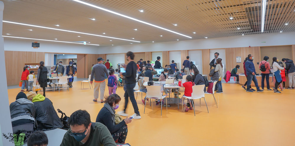 台南市立圖書館新總館 2021年全新完工！！南市圖新總館24小時取還書，不可錯過的新亮點~ @緹雅瑪 美食旅遊趣
