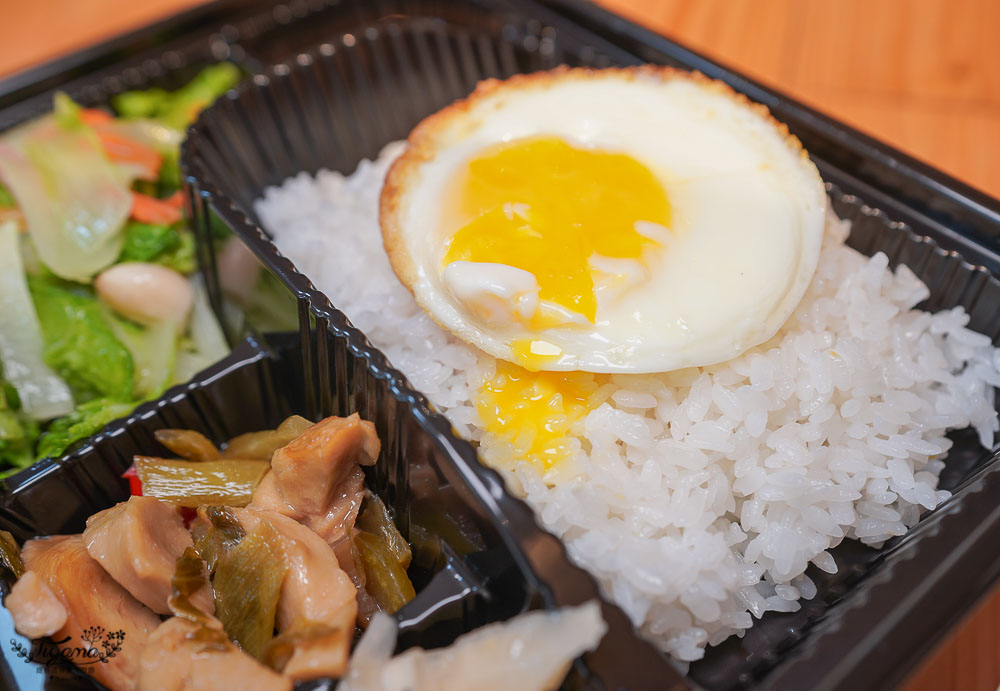 台南市中西區美食推薦愛搭膳 台南炊飯便當 愛搭膳外帶便當開賣中 日式斧飯 台式料理 台灣冠軍米 吃完超滿足 緹雅瑪美食旅遊趣 緹雅瑪