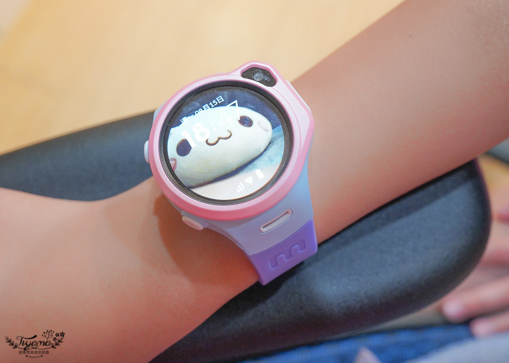 兒童視訊手錶｜myFirst Fone R1s 4G智慧兒童手錶，一鍵求救、GPS定位、視訊通話、拍照聽音樂~小學生必備安全小幫手 @緹雅瑪 美食旅遊趣