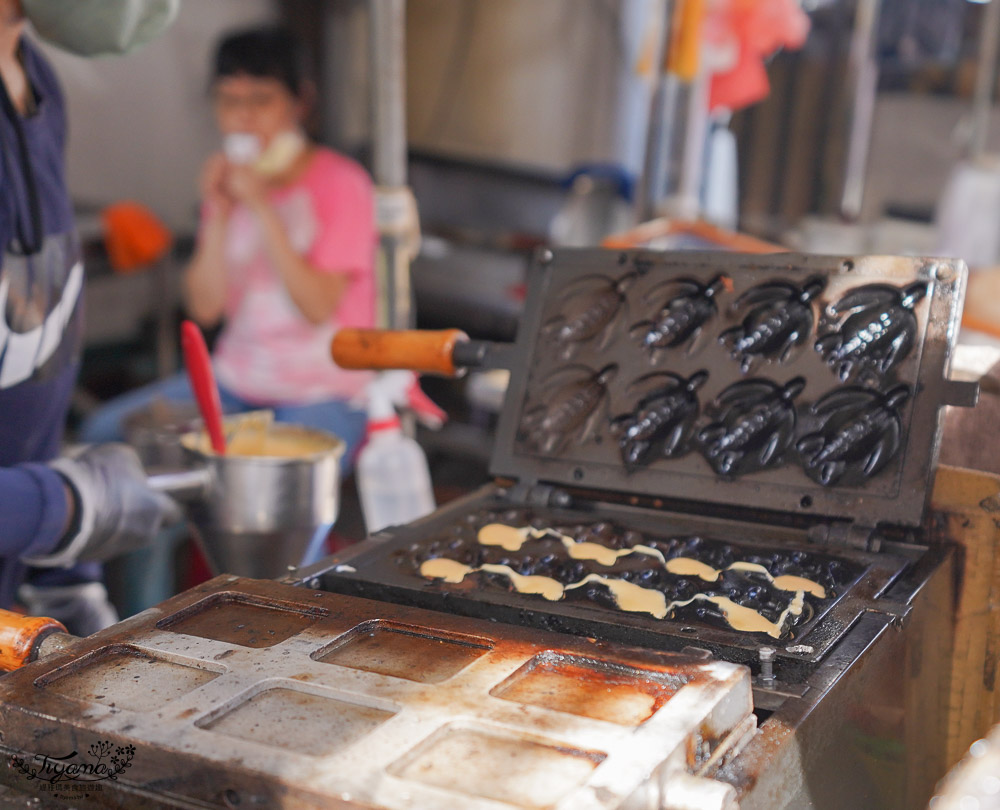 小琉球雞蛋糕《海龜燒雞蛋糕》好吃可愛的海龜雞蛋糕，原味8個60元 @緹雅瑪 美食旅遊趣