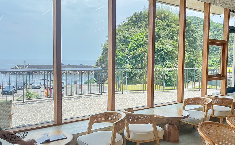 宜蘭海景咖啡廳「喬伊吹吹風」峇里島風戶外露台，豆腐岬風景區旁 @緹雅瑪 美食旅遊趣