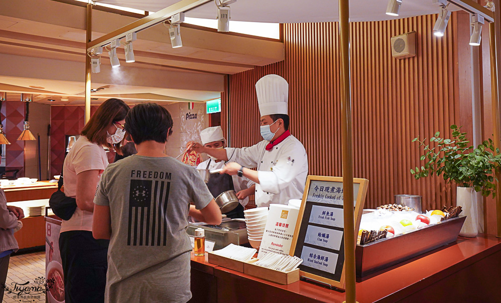 台南遠東Cafe｜陝西特色麵點美食節！！麵點王「馮永田」師傅客座，必吃現點現做牛肉拉麵 @緹雅瑪 美食旅遊趣