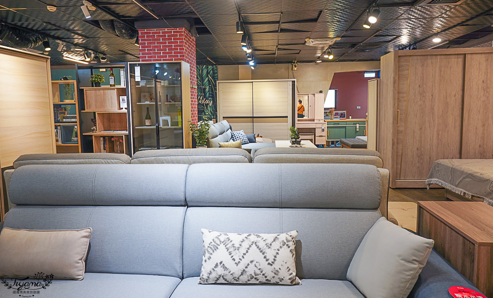 台北批發家具．億家具 批發倉庫 新莊（捷運可達），專業家具工廠直營，批發價添新家具 @緹雅瑪 美食旅遊趣