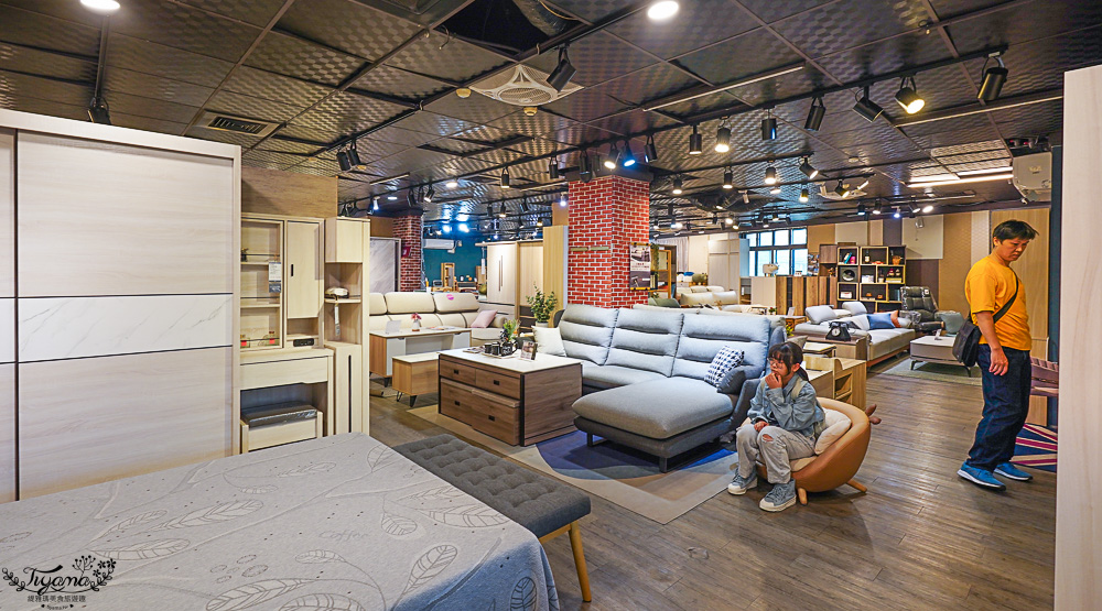 台北批發家具．億家具 批發倉庫 新莊（捷運可達），專業家具工廠直營，批發價添新家具 @緹雅瑪 美食旅遊趣