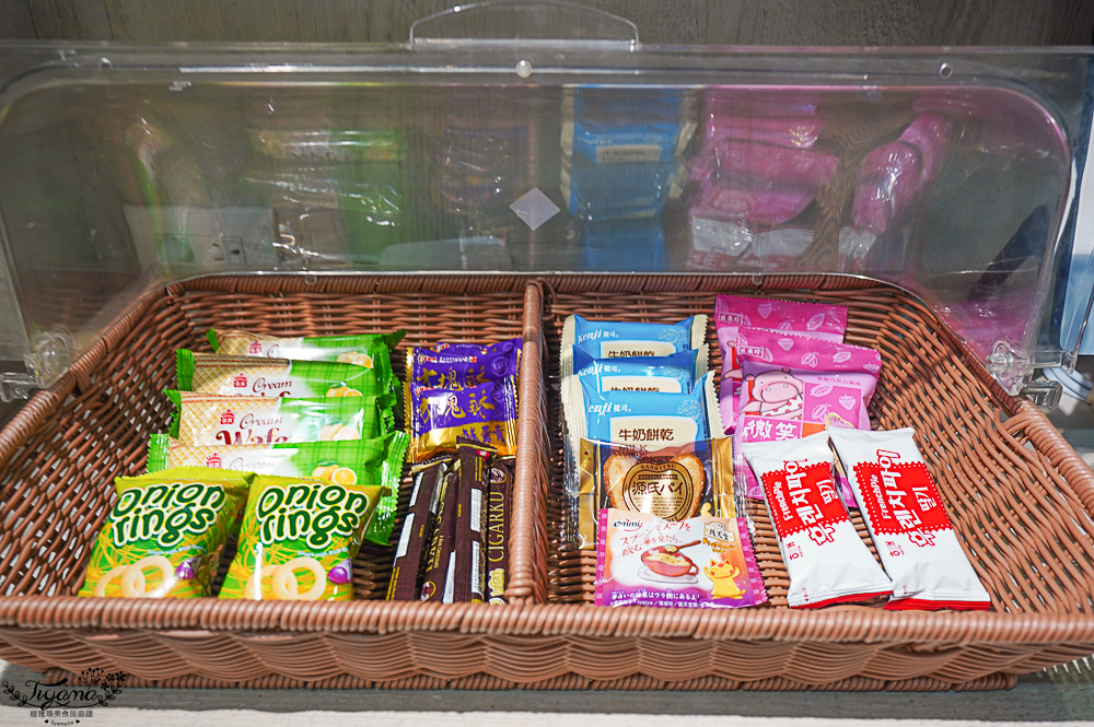 台北批發家具．億家具 批發倉庫 新莊（捷運可達），專業家具工廠直營，批發價添新家具 @緹雅瑪 美食旅遊趣