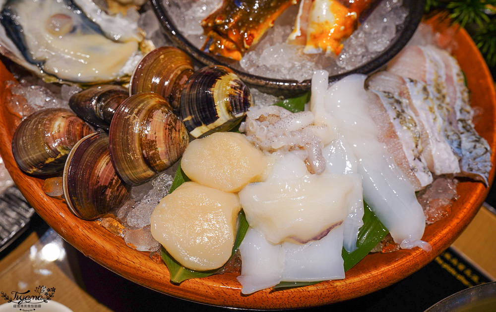 高雄火鍋｜兩鍋極上鍋物．両鍋極上鍋物，當日壽星幾歲生日送幾隻蝦，高雄精品火鍋推薦 @緹雅瑪 美食旅遊趣