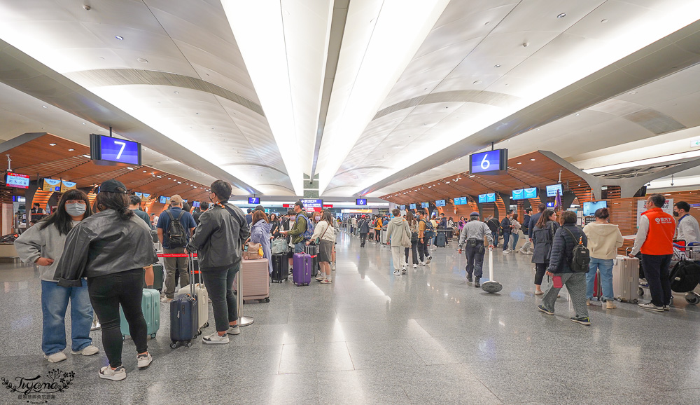 昇恆昌免稅購物網出國前45天~18小時前預購完成，機場快速提貨好方便！24小時線上預購，新會員送300元購物金 @緹雅瑪 美食旅遊趣