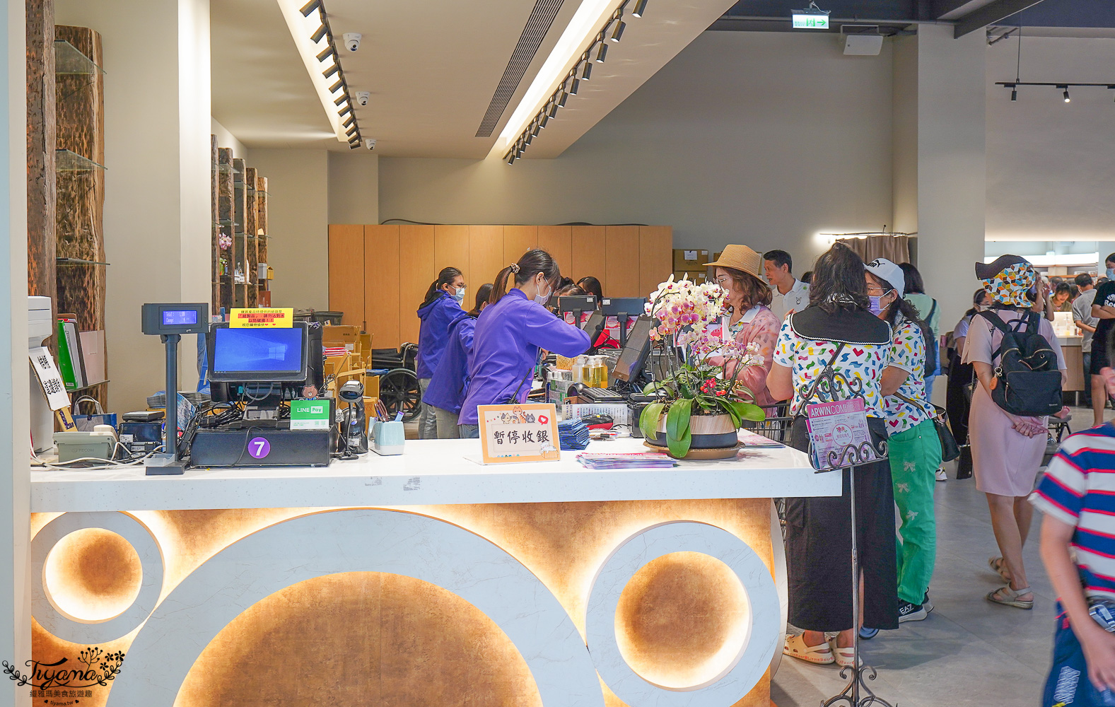台南新景點.雅聞湖濱療癒森林:小人國歐式玫瑰花園,免門票中!! @緹雅瑪 美食旅遊趣 台南新景點.雅聞湖濱療癒森林:小人國歐式玫瑰花園,免門票中!! @緹雅瑪 美食旅遊趣