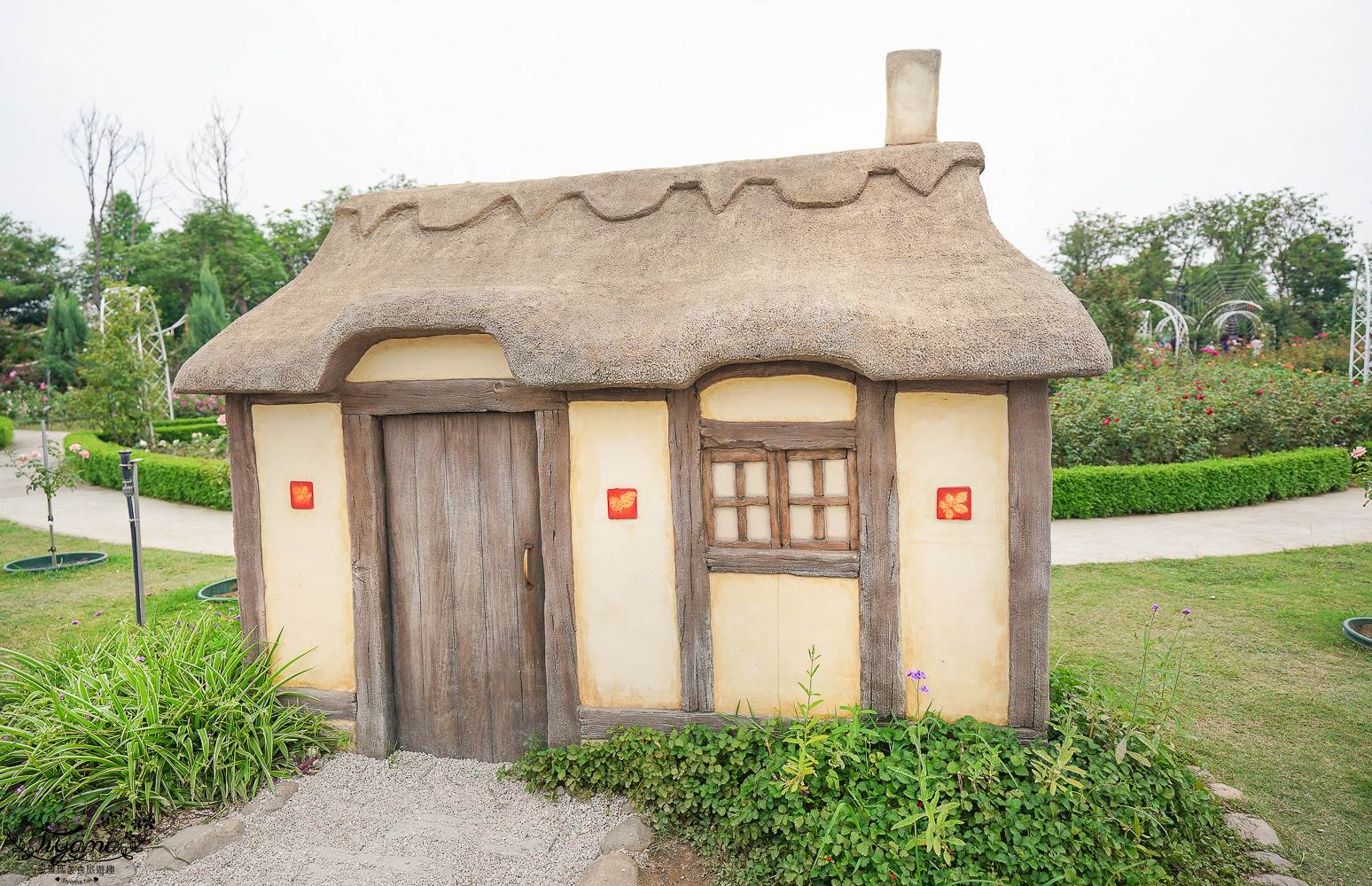 台南新景點.雅聞湖濱療癒森林:小人國歐式玫瑰花園,免門票中!! @緹雅瑪 美食旅遊趣 台南新景點.雅聞湖濱療癒森林:小人國歐式玫瑰花園,免門票中!! @緹雅瑪 美食旅遊趣