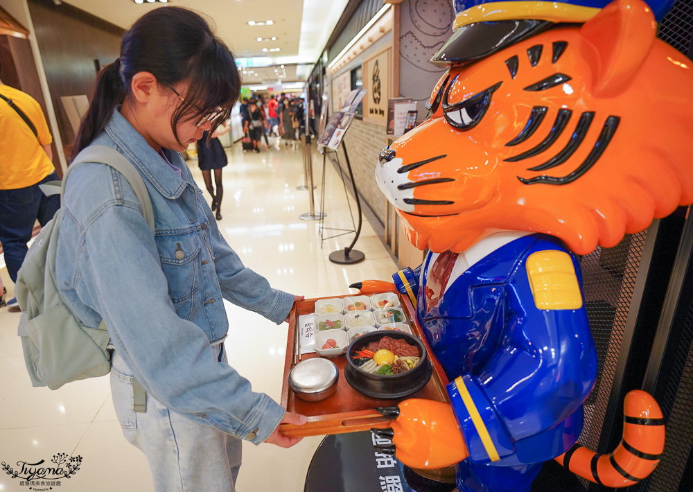 台北車站美食懶人包！2樓食尚中心：結合50多家餐廳服務賣店的美食大本營 @緹雅瑪 美食旅遊趣