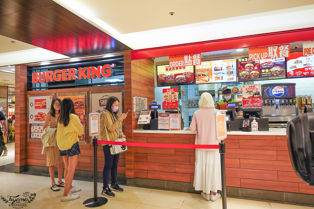 台北車站美食懶人包！2樓食尚中心：結合50多家餐廳服務賣店的美食大本營 @緹雅瑪 美食旅遊趣