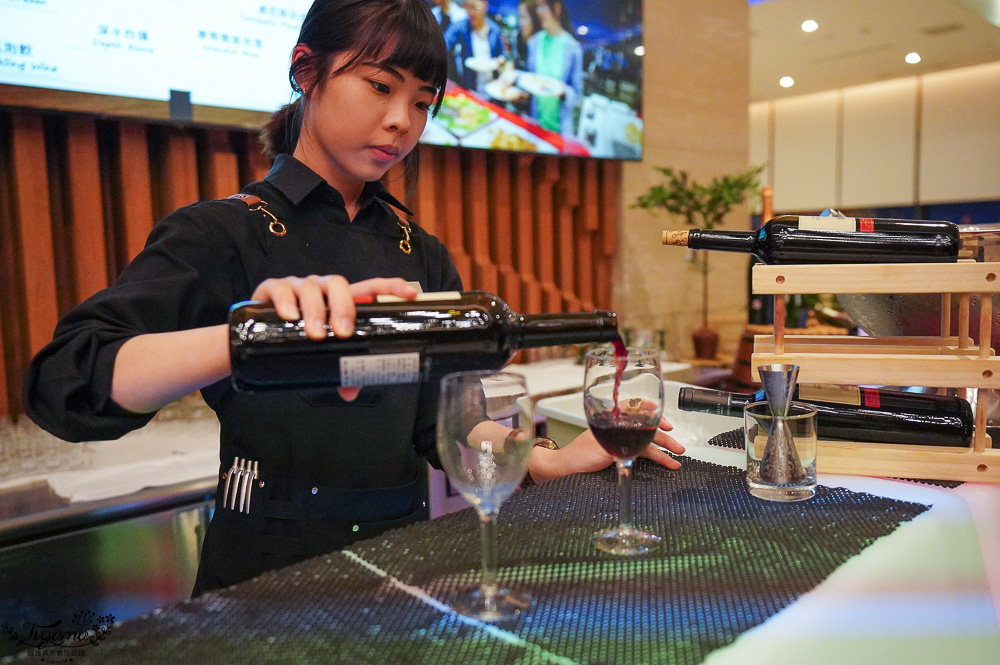 宜客樂海港百匯自助餐廳「澎湖福朋喜來登自助晚餐」平假日自助晚餐同價~線上電子餐券比較現場優惠 @緹雅瑪 美食旅遊趣