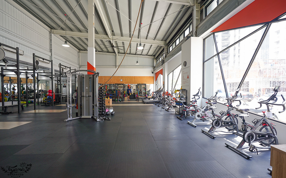 台南私人教練「倍速運動健身房 永康東橋館」台南私人一對一女教練24堂健身課程分享 @緹雅瑪 美食旅遊趣