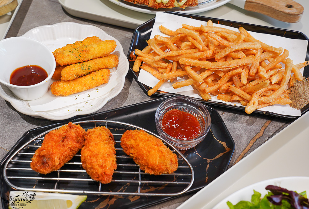 台南沖繩蝦蝦飯名店「丸飯食事處 中成總店」總店遷新址囉！！ @緹雅瑪 美食旅遊趣