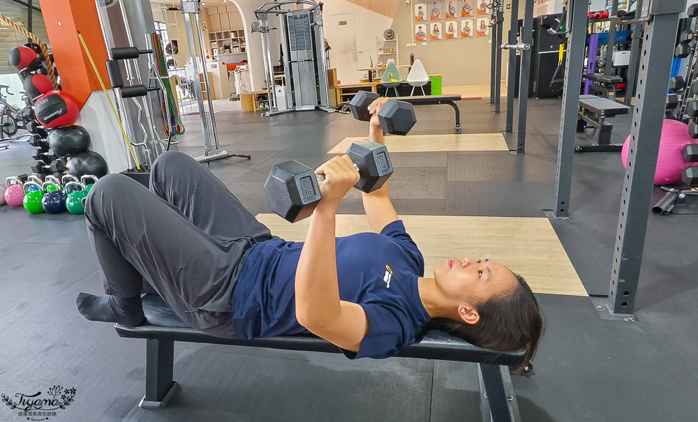 台南私人教練「倍速運動健身房 永康東橋館」台南私人一對一女教練24堂健身課程分享 @緹雅瑪 美食旅遊趣