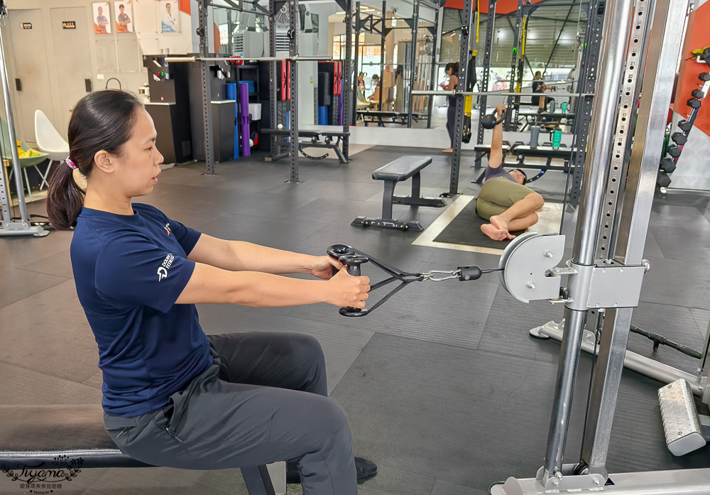 台南私人教練「倍速運動健身房 永康東橋館」台南私人一對一女教練24堂健身課程分享 @緹雅瑪 美食旅遊趣