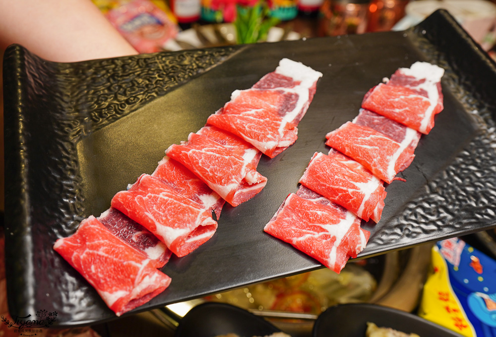 台南火鍋推薦.初巴適麻辣鍋 台南1號店,頂級麻辣火鍋吃到飽「期間限定榴槤.金色三麥啤酒無限暢飲暢食」 @緹雅瑪 美食旅遊趣 台南火鍋推薦.初巴適麻辣鍋 台南1號店,頂級麻辣火鍋吃到飽「期間限定榴槤.金色三麥啤酒無限暢飲暢食」 @緹雅瑪 美食旅遊趣