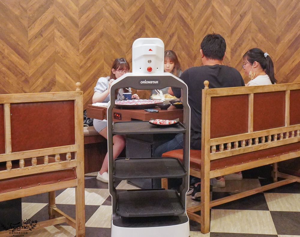 台南火鍋推薦.初巴適麻辣鍋 台南1號店,頂級麻辣火鍋吃到飽「期間限定榴槤.金色三麥啤酒無限暢飲暢食」 @緹雅瑪 美食旅遊趣 台南火鍋推薦.初巴適麻辣鍋 台南1號店,頂級麻辣火鍋吃到飽「期間限定榴槤.金色三麥啤酒無限暢飲暢食」 @緹雅瑪 美食旅遊趣