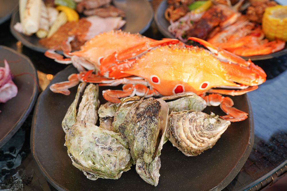 星光港灣BBQ吃到飽．澎湖福朋喜來登酒店夏季限定，戶外港邊大口吃BBQ，聽樂團歌手現場演唱 @緹雅瑪 美食旅遊趣