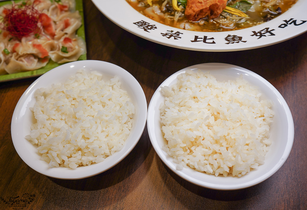 澎湖酸菜魚．稚人酸菜魚澎湖店，澎湖美食推薦！！吃魚拯救地球、稚人酸菜好牛 @緹雅瑪 美食旅遊趣