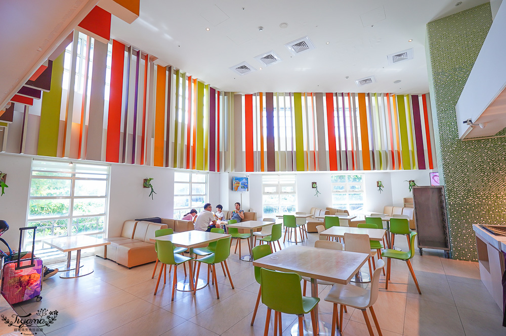 墾丁住宿推薦「福容徠旅 墾丁店」走出去就是墾丁大街，絕美白色沙灘只要5分鐘！！ @緹雅瑪 美食旅遊趣