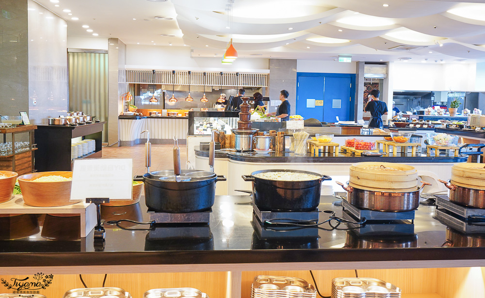 墾丁自助餐．墾丁凱撒大飯店「發現西餐廳」海鮮自助百匯美食任你吃，雙人餐券只要1800元 @緹雅瑪 美食旅遊趣