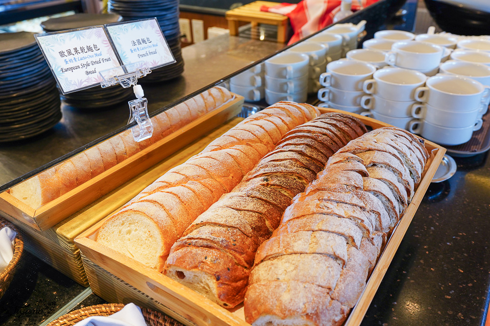 墾丁自助餐．墾丁凱撒大飯店「發現西餐廳」海鮮自助百匯美食任你吃，雙人餐券只要1800元 @緹雅瑪 美食旅遊趣