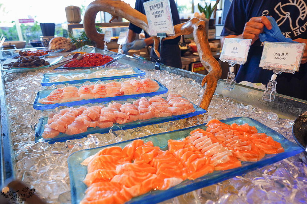 墾丁自助餐．墾丁凱撒大飯店「發現西餐廳」海鮮自助百匯美食任你吃，雙人餐券只要1800元 @緹雅瑪 美食旅遊趣