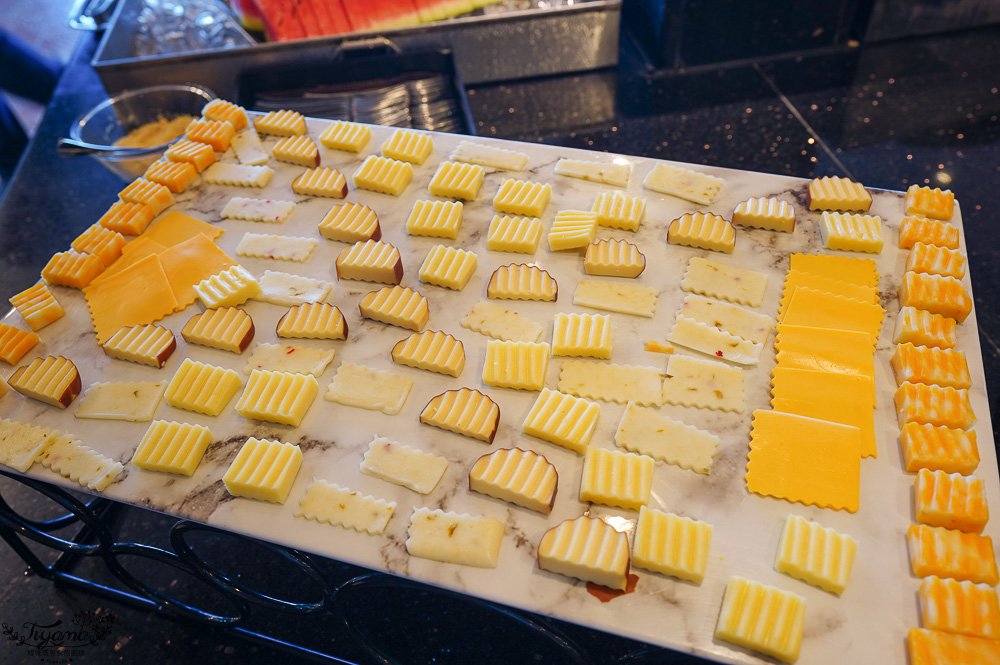 墾丁自助餐．墾丁凱撒大飯店「發現西餐廳」海鮮自助百匯美食任你吃，雙人餐券只要1800元 @緹雅瑪 美食旅遊趣