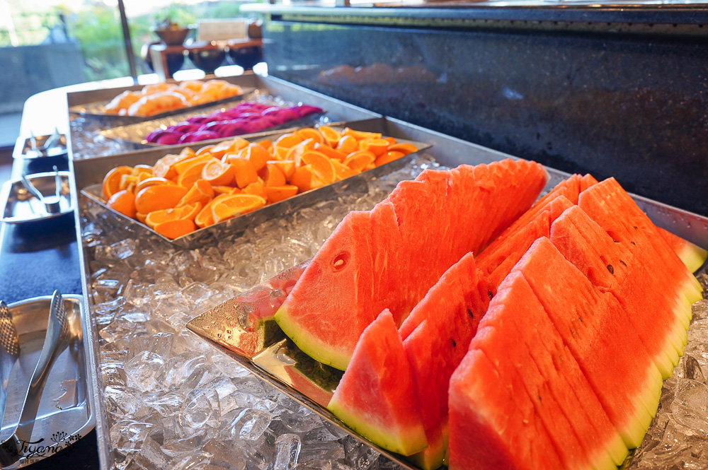 墾丁自助餐．墾丁凱撒大飯店「發現西餐廳」海鮮自助百匯美食任你吃，雙人餐券只要1800元 @緹雅瑪 美食旅遊趣