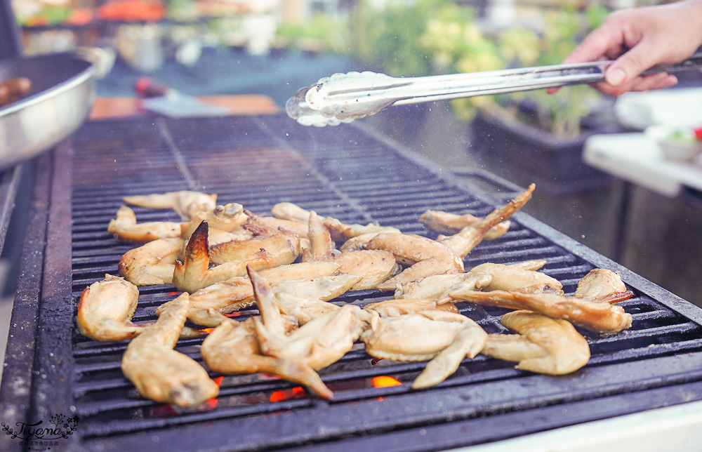 墾丁自助餐．墾丁凱撒大飯店「發現西餐廳」海鮮自助百匯美食任你吃，雙人餐券只要1800元 @緹雅瑪 美食旅遊趣