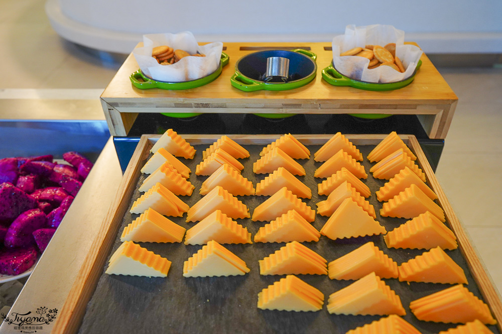 墾丁住宿推薦「福容徠旅 墾丁店」走出去就是墾丁大街，絕美白色沙灘只要5分鐘！！ @緹雅瑪 美食旅遊趣