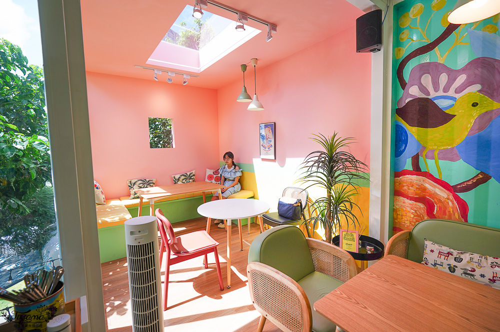 墾丁網美早午餐．Summer Box 夏天的盒子X卡莉特詩手作甜點，藍白沖繩風巴士&玻璃貨櫃屋網美餐廳 @緹雅瑪 美食旅遊趣