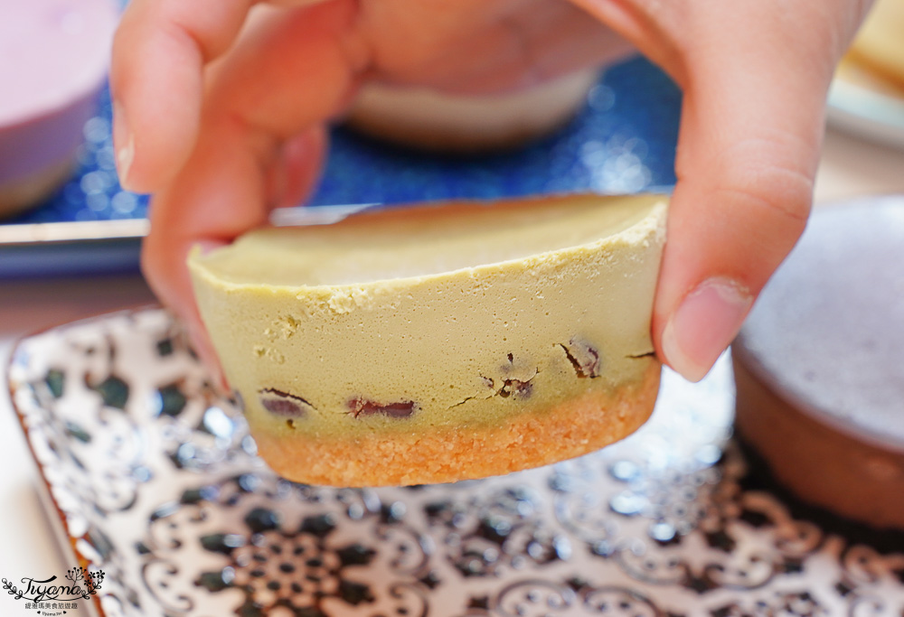 墾丁網美早午餐．Summer Box 夏天的盒子X卡莉特詩手作甜點，藍白沖繩風巴士&玻璃貨櫃屋網美餐廳 @緹雅瑪 美食旅遊趣