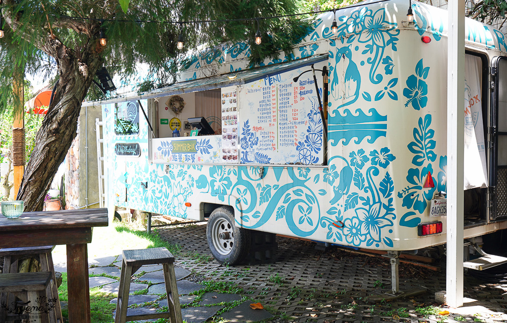 墾丁網美早午餐.Summer Box 夏天的盒子X卡莉特詩手作甜點,藍白沖繩風巴士&玻璃貨櫃屋網美餐廳 @緹雅瑪 美食旅遊趣 墾丁網美早午餐.Summer Box 夏天的盒子X卡莉特詩手作甜點,藍白沖繩風巴士&玻璃貨櫃屋網美餐廳 @緹雅瑪 美食旅遊趣