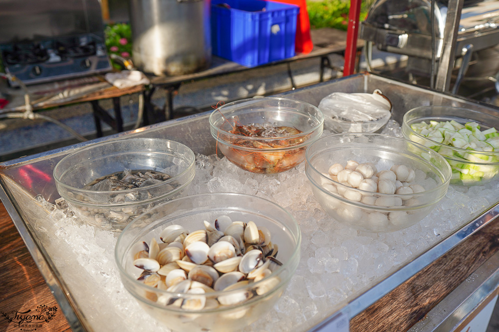 星光港灣BBQ吃到飽．澎湖福朋喜來登酒店夏季限定，戶外港邊大口吃BBQ，聽樂團歌手現場演唱 @緹雅瑪 美食旅遊趣