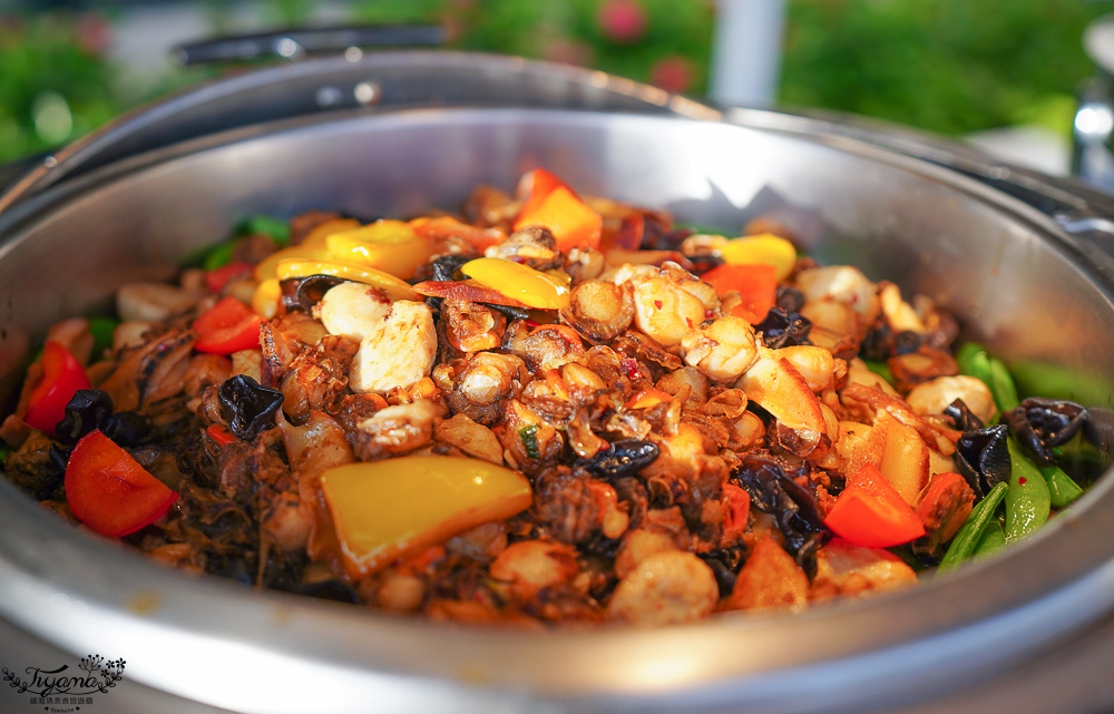 星光港灣BBQ吃到飽．澎湖福朋喜來登酒店夏季限定，戶外港邊大口吃BBQ，聽樂團歌手現場演唱 @緹雅瑪 美食旅遊趣