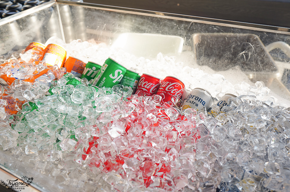 星光港灣BBQ吃到飽．澎湖福朋喜來登酒店夏季限定，戶外港邊大口吃BBQ，聽樂團歌手現場演唱 @緹雅瑪 美食旅遊趣