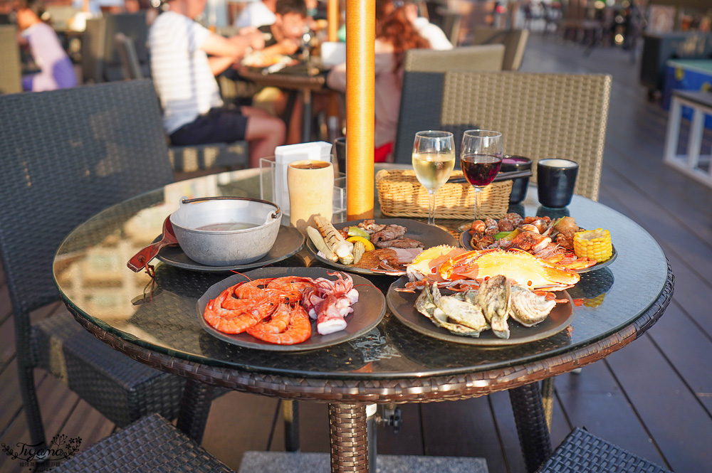 星光港灣BBQ吃到飽．澎湖福朋喜來登酒店夏季限定，戶外港邊大口吃BBQ，聽樂團歌手現場演唱 @緹雅瑪 美食旅遊趣