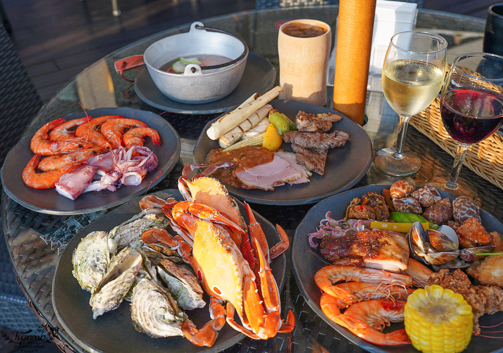 星光港灣BBQ吃到飽．澎湖福朋喜來登酒店夏季限定，戶外港邊大口吃BBQ，聽樂團歌手現場演唱 @緹雅瑪 美食旅遊趣
