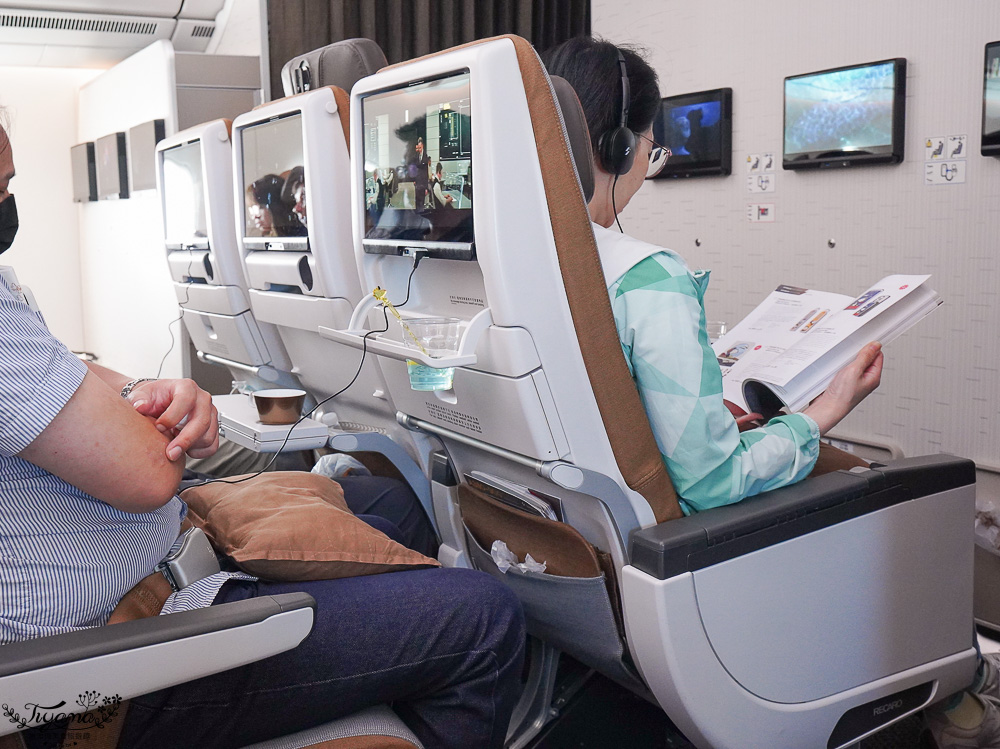 星宇航空史努比夢幻航班!!STARLUX x PEANUTS史努比主題航班,桃園飛東京JX800航班 @緹雅瑪 美食旅遊趣 星宇航空史努比夢幻航班!!STARLUX x PEANUTS史努比主題航班,桃園飛東京JX800航班 @緹雅瑪 美食旅遊趣