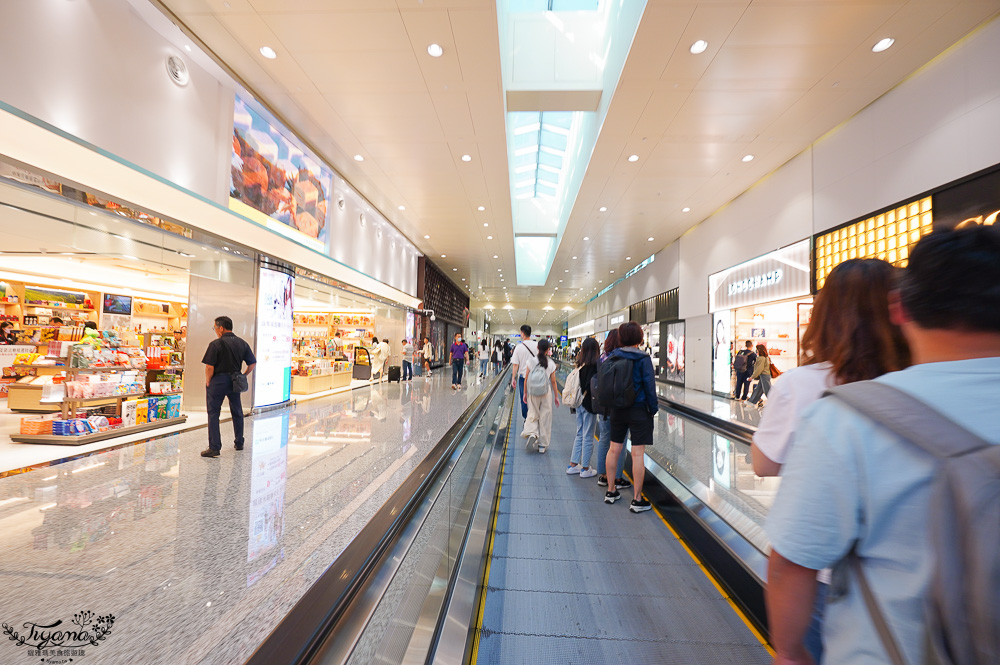 星宇航空第二航廈貴賓室，全新貴賓室開箱，越南清爽涼手捲、芋泥素肉鬆三明治、清粥小菜 @緹雅瑪 美食旅遊趣