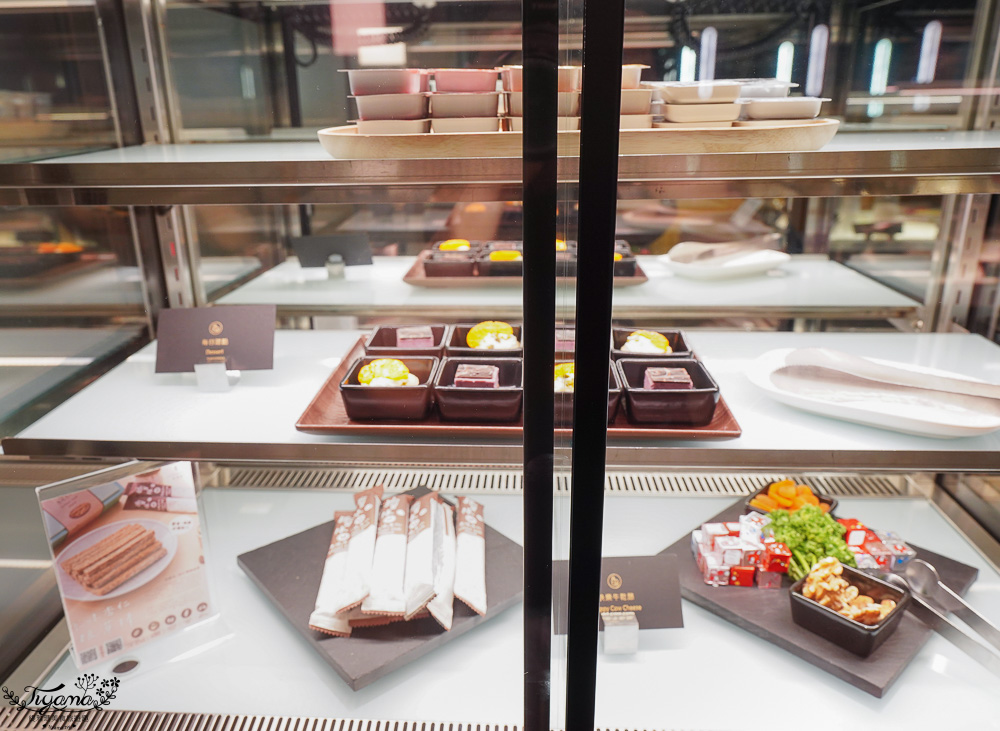 星宇航空第二航廈貴賓室，全新貴賓室開箱，越南清爽涼手捲、芋泥素肉鬆三明治、清粥小菜 @緹雅瑪 美食旅遊趣