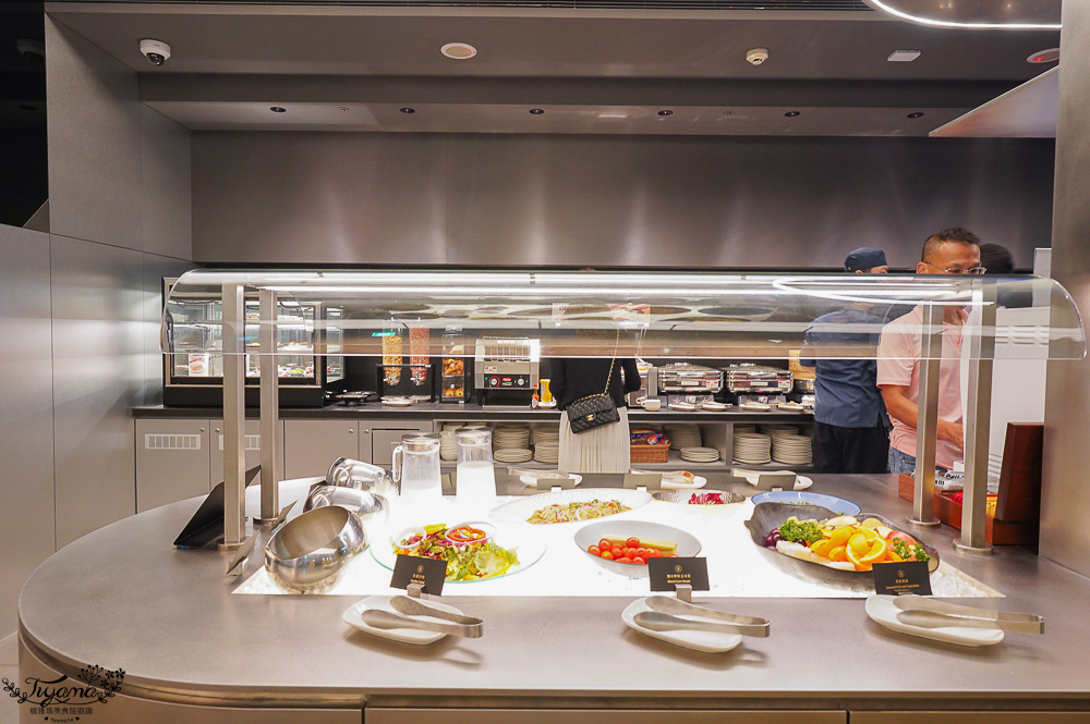 星宇航空第二航廈貴賓室，全新貴賓室開箱，越南清爽涼手捲、芋泥素肉鬆三明治、清粥小菜 @緹雅瑪 美食旅遊趣