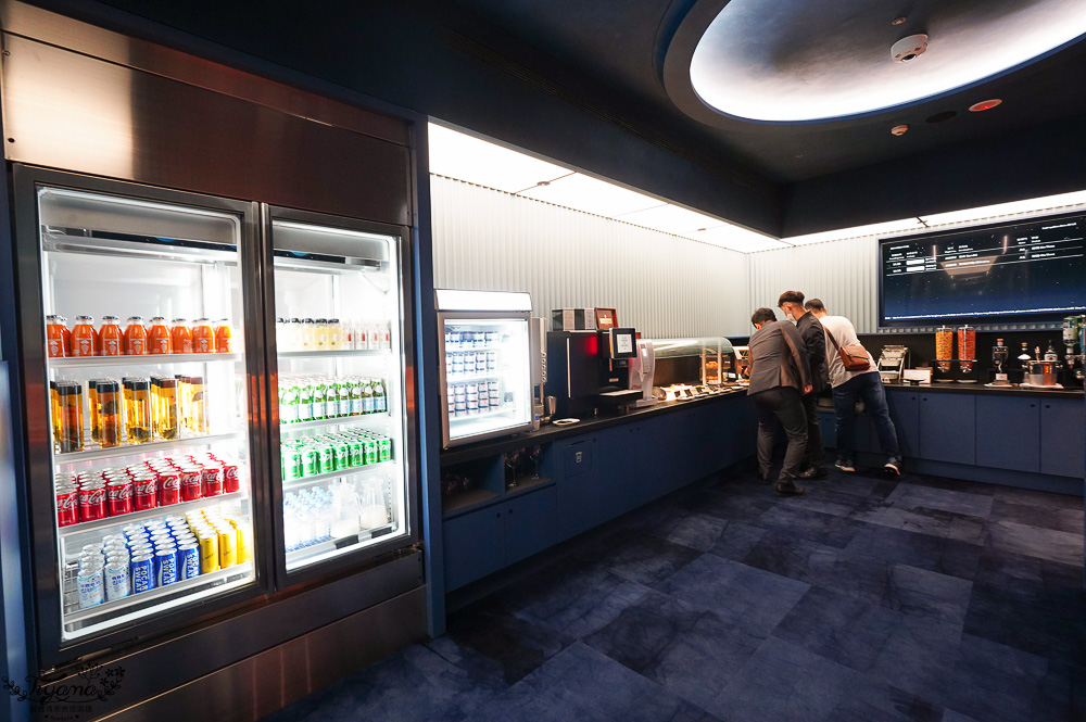 星宇航空第二航廈貴賓室，全新貴賓室開箱，越南清爽涼手捲、芋泥素肉鬆三明治、清粥小菜 @緹雅瑪 美食旅遊趣