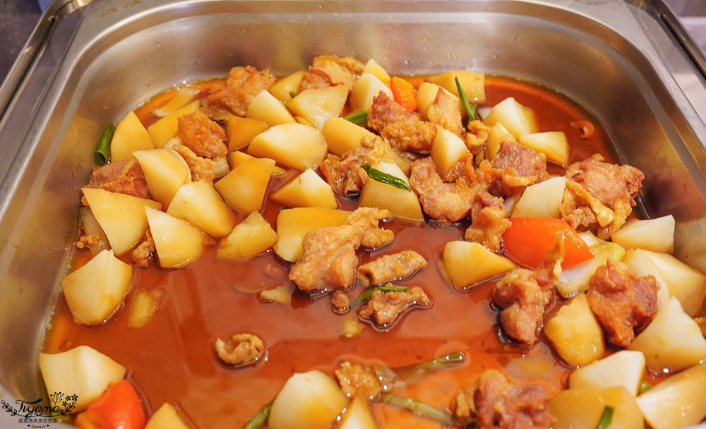 高雄住宿新飯店「福容徠旅 高雄」福容徠旅高雄自助早餐，IKEA主題房大地的擁抱兩房一廳 @緹雅瑪 美食旅遊趣