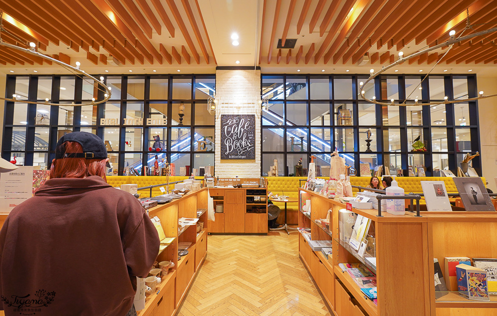 熊本咖啡廳．Cafe & Books Bibliotheque熊本鶴屋店，熊本熊部長辦公室旁咖啡廳 @緹雅瑪 美食旅遊趣