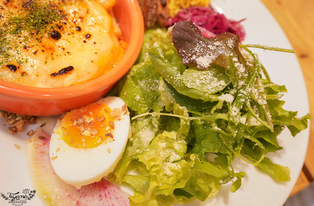 熊本咖啡廳．Cafe & Books Bibliotheque熊本鶴屋店，熊本熊部長辦公室旁咖啡廳 @緹雅瑪 美食旅遊趣