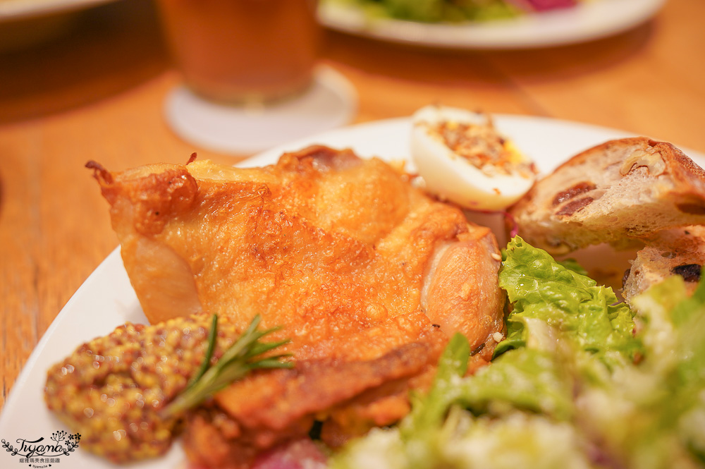 熊本咖啡廳．Cafe & Books Bibliotheque熊本鶴屋店，熊本熊部長辦公室旁咖啡廳 @緹雅瑪 美食旅遊趣