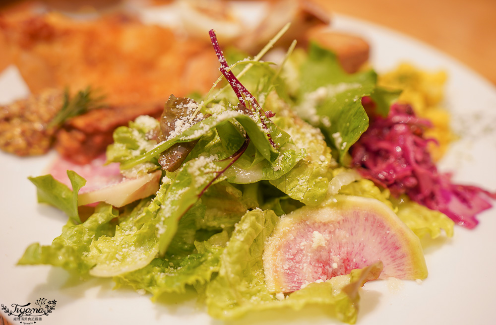 熊本咖啡廳．Cafe & Books Bibliotheque熊本鶴屋店，熊本熊部長辦公室旁咖啡廳 @緹雅瑪 美食旅遊趣